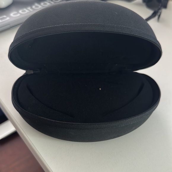 Oakley Kato Sunglasses - Picture 4 of 4